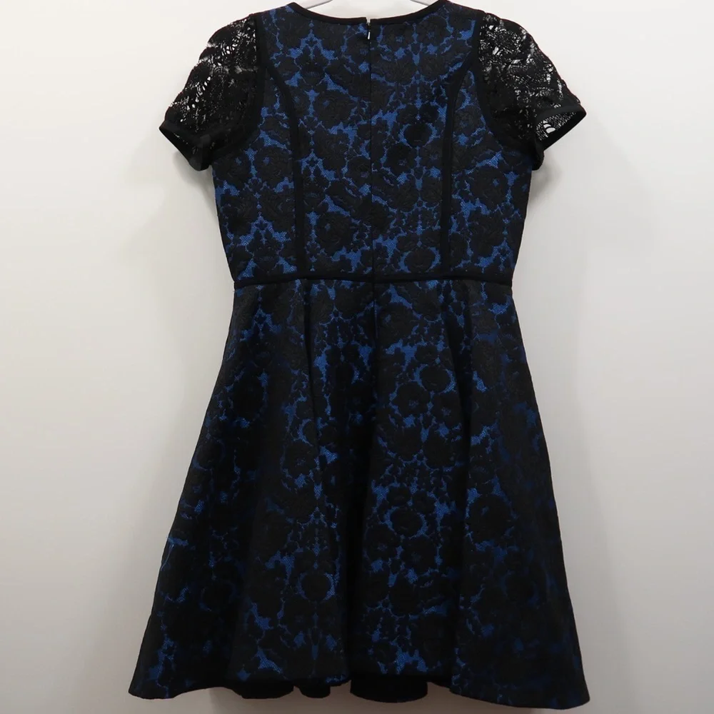 BLACK HALO Brocade Aria Dress 8 - Picture 11 of 12